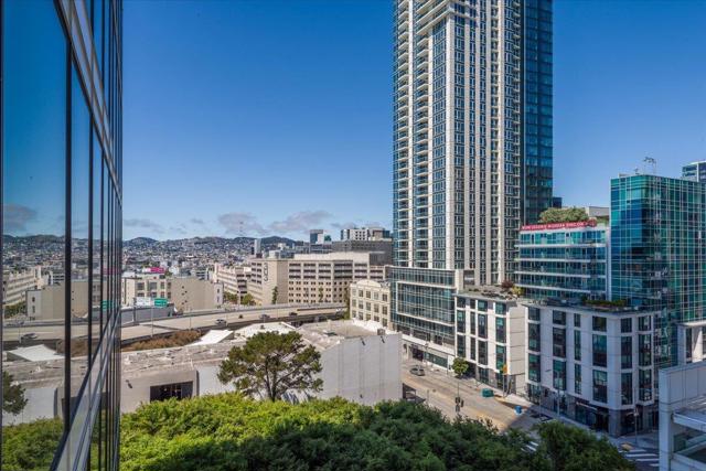 425 1st Street, San Francisco CA: https://media.crmls.org/mediaz/b38d79b4-d4bd-4dc5-b9d4-b24ad97e489f.jpg