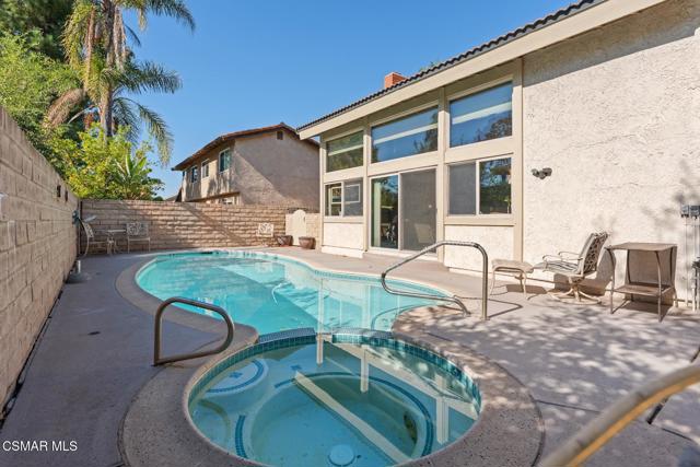 3366 Blue Ridge Court, Westlake Village CA: https://media.crmls.org/mediaz/b38df5f4-1c28-4082-ad94-cd3425145766.jpg