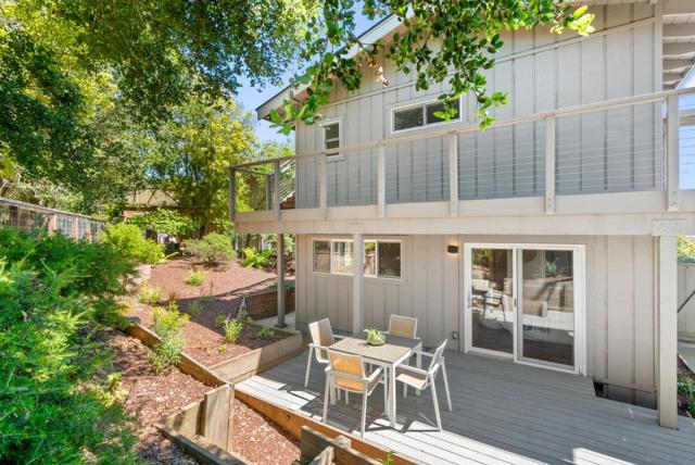 1975 Seascape Boulevard, Aptos CA: https://media.crmls.org/mediaz/b38e7254-3282-456f-b27c-7faf7a5081a7.jpg
