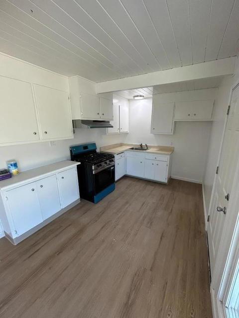 452 Vallejo Street, Salinas CA: https://media.crmls.org/mediaz/b3905b68-faef-4ac4-8aa9-c102f03c3231.jpg