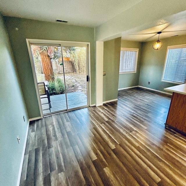 5822 E 16th Street, Oakland CA: https://media.crmls.org/mediaz/b390e26e-b012-412a-a65e-432dc13e303c.jpg