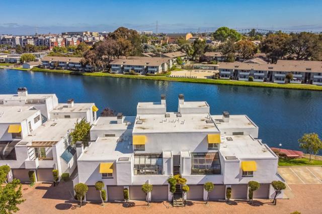 1029 Lido Lane, Foster City CA: https://media.crmls.org/mediaz/b390e699-8e20-421c-8c77-0985cc47df89.jpg