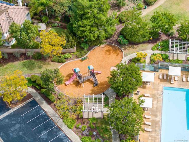 10394 Valley Waters Dr, Spring Valley CA: https://media.crmls.org/mediaz/b39176d6-316a-4df9-9e1a-53a5073c84b0.jpg