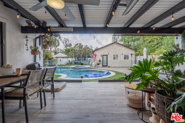 12322 Sylvan Street, North Hollywood CA: https://media.crmls.org/mediaz/b3920bea-2672-4393-8e6c-2fccaed70f4a.jpg