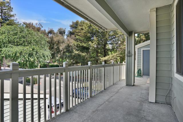 3402 Pinewood Ter, Fremont CA: https://media.crmls.org/mediaz/b392b2d4-71ff-4beb-bfcd-1a064b1932ab.jpg