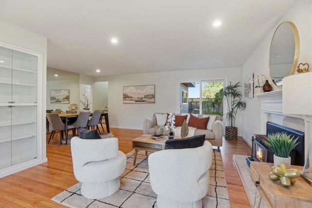 1079 Annapolis Drive, San Mateo CA: https://media.crmls.org/mediaz/b3936a71-cc91-480c-bca7-4ace1c26dc11.jpg