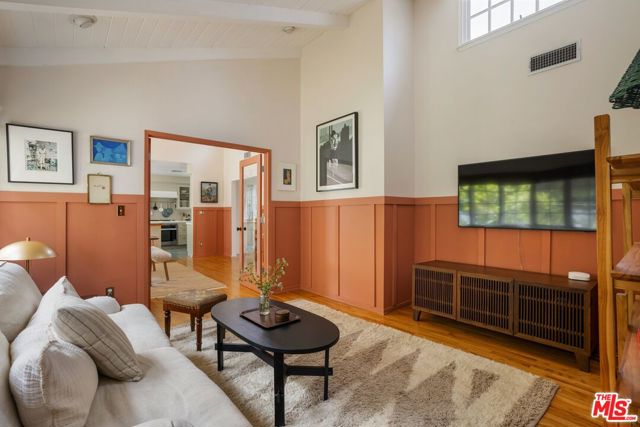 3476 Meier Street, Los Angeles CA: https://media.crmls.org/mediaz/b39464dd-c9fe-49fe-be96-542d0c9f9cbe.jpg