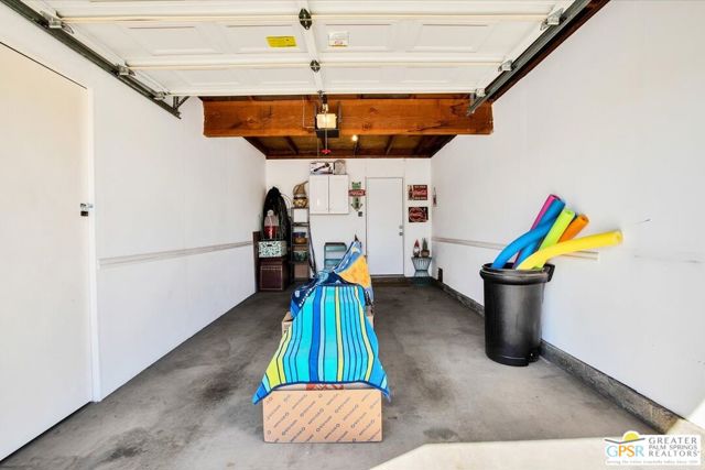 733 N Via Acapulco, Palm Springs CA: https://media.crmls.org/mediaz/b39605ff-6f5a-4390-bbeb-d924c5403c8c.jpg