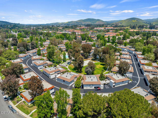 2864 Instone Court, Westlake Village CA: https://media.crmls.org/mediaz/b3961b07-1ce7-4d23-9349-635f2e1b70ee.jpg