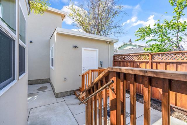 2659 Garfield Street, San Mateo CA: https://media.crmls.org/mediaz/b3969349-07cb-45dd-8056-98da0ab427a7.jpg