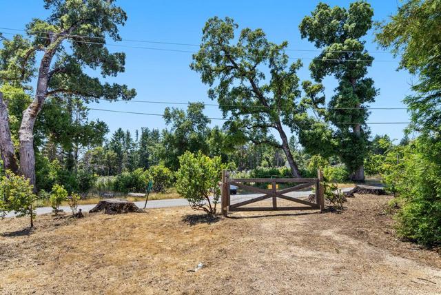 150 Braemoor Drive, Santa Cruz CA: https://media.crmls.org/mediaz/b396e011-392b-4e48-993f-a6eb713930f5.jpg