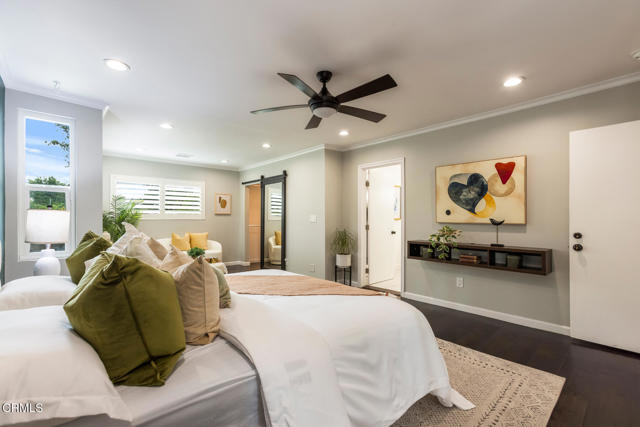 11442 Brainard Avenue, Sylmar CA: https://media.crmls.org/mediaz/b3980cab-1221-4a82-8d66-6f80293a9c12.jpg