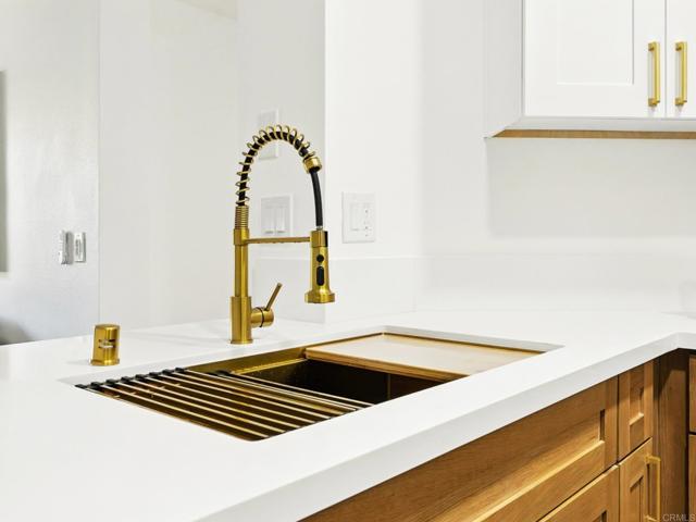 Detail Gallery Image 8 of 30 For 5875 Friars Rd #4307,  San Diego,  CA 92110 - 2 Beds | 2 Baths