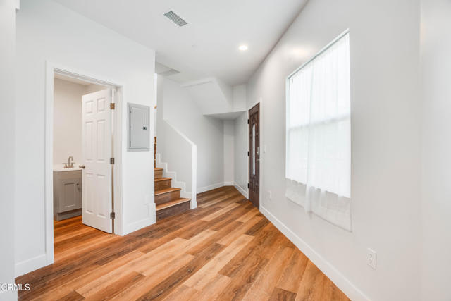 300 E Alhambra Road, Alhambra CA: https://media.crmls.org/mediaz/b398c619-8844-430e-acfd-cdfa61191214.jpg