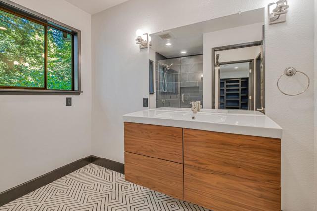 345 Mcgaffigan Mill Road, Boulder Creek CA: https://media.crmls.org/mediaz/b39921f1-3fe4-4f72-b42e-a0362ff31aa8.jpg