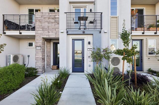 473 Sentinel Drive, Alameda CA: https://media.crmls.org/mediaz/b3993b04-4fba-4dee-ba97-580558cf0bc7.jpg