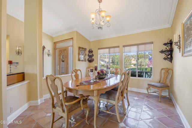 12490 Ridge Drive, Santa Rosa CA: https://media.crmls.org/mediaz/b399a41e-8461-47b6-82d9-82a5c28fb5b4.jpg