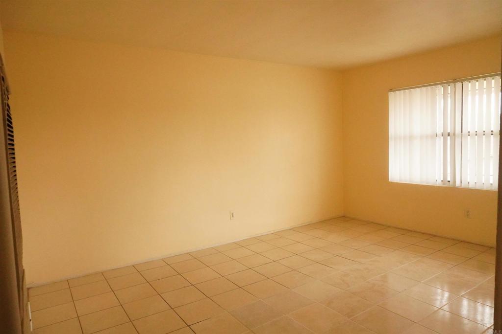 4209 Wilson Avenue - photo 10