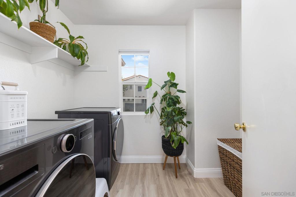 MLS #250039872SD image #8