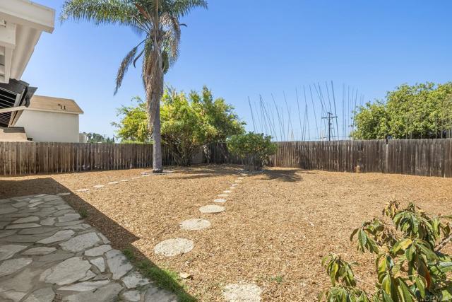 3428 Robin Street, San Diego CA: https://media.crmls.org/mediaz/b39b59a0-a0cb-45b2-966b-afec90249190.jpg
