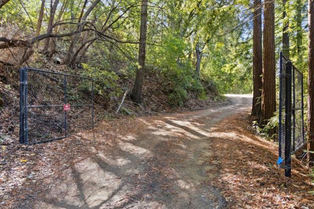 19089 Skyline Boulevard, Los Gatos CA: https://media.crmls.org/mediaz/b39ba6d4-159c-4a0b-97e8-84efbee9fddd.jpg