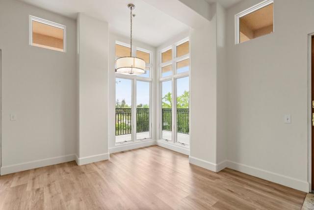 200 Sheridan Avenue, Palo Alto CA: https://media.crmls.org/mediaz/b39bfd31-4220-44d6-92de-9563e5c6bd79.jpg
