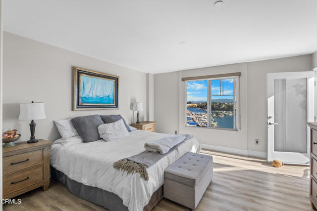 Detail Gallery Image 4 of 41 For 4376 Tradewinds Dr, Oxnard,  CA 93035 - 3 Beds | 2/1 Baths