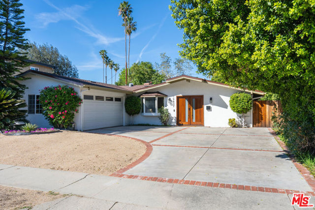 Details for 19837 Gilmore Street, Woodland Hills, CA 91367