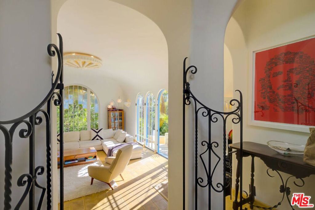 MLS #25542073 img 22