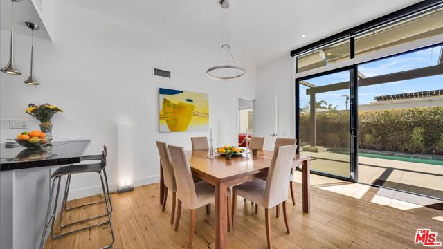 2461 Crest View Drive, Los Angeles CA: https://media.crmls.org/mediaz/b39f3d7b-39a2-4b63-9210-bc29434e6552.jpg
