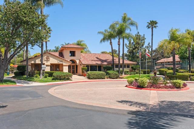 12191 Cuyamaca College Drive, El Cajon CA: https://media.crmls.org/mediaz/b39f6fa8-4768-4dfd-9fd2-0e0264e8703a.jpg