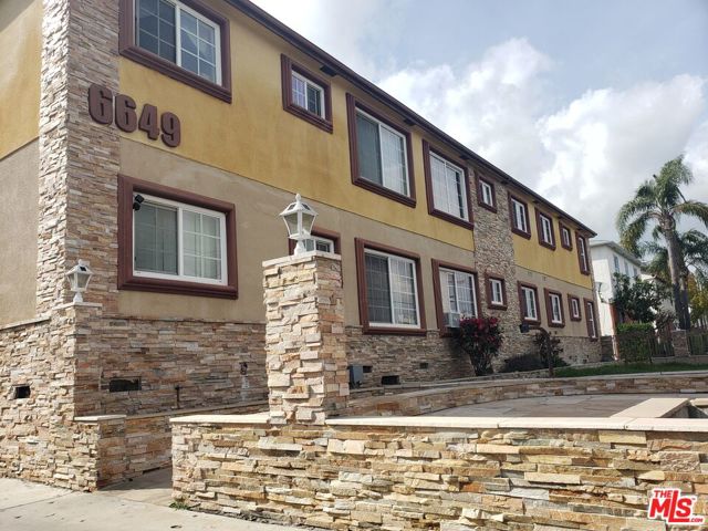 6649 Sepulveda Boulevard, Van Nuys CA: https://media.crmls.org/mediaz/b39f70b9-f485-4e60-8fce-7ae60f0688d2.jpg