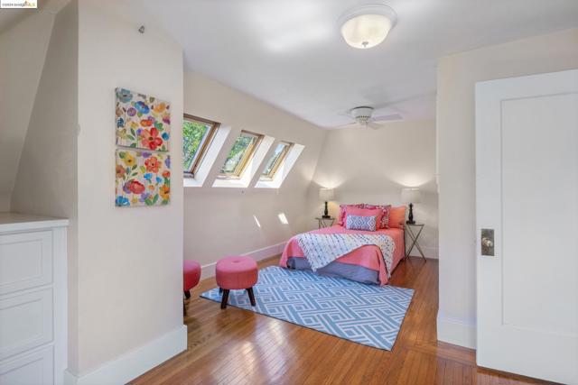 Image 40 of 60 For 1 Brookside Ave