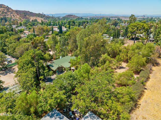 Detail Gallery Image 1 of 1 For 10555 Art St, Shadow Hills,  CA 91040 - 3 Beds | 3/1 Baths