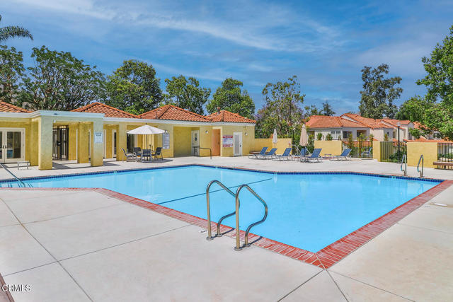 5965 Paseo Encantada, Camarillo CA: https://media.crmls.org/mediaz/b3a0170b-2a2c-4e91-bc85-cea338455222.jpg