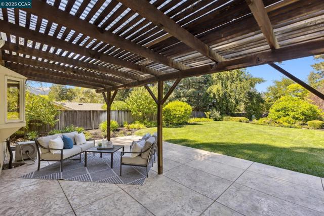 800 El Capitan Drive, Danville, California 94526, 4 Bedrooms Bedrooms, ,2 BathroomsBathrooms,Single Family Residence,For Sale,El Capitan Drive,41112507