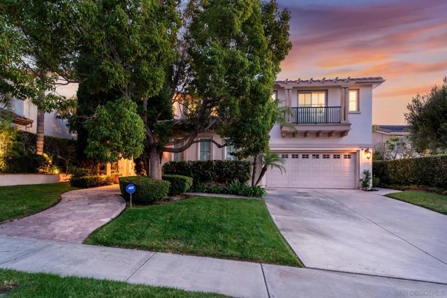 5255 Greenwillow Ln, San Diego CA: https://media.crmls.org/mediaz/b3a0d40a-ce80-45a3-9830-a4b35f0ce02b.jpg