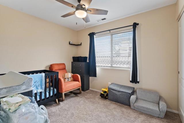 18177 Stonegate Court, Salinas CA: https://media.crmls.org/mediaz/b3a0e468-2f87-4244-bf7f-76512eb2383a.jpg