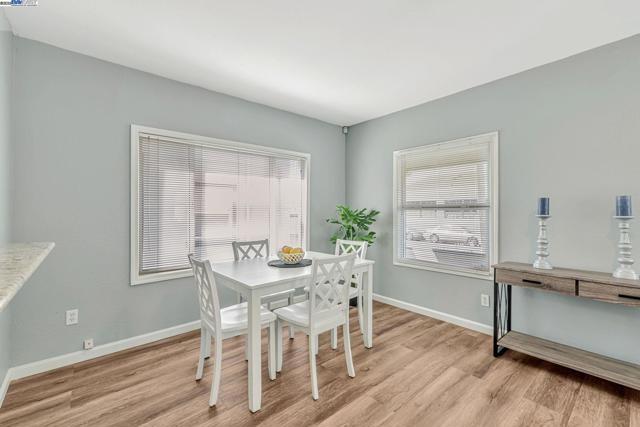 140 Tuolumne Street, Vallejo CA: https://media.crmls.org/mediaz/b3a1d8fd-61cd-455d-be3f-ba436ae7ff70.jpg