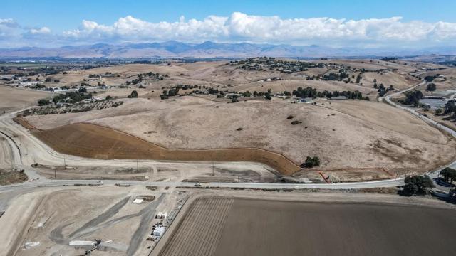 0 Union Road, Hollister CA: https://media.crmls.org/mediaz/b3a554ad-60c3-4c98-bf60-0a5016b8da52.jpg