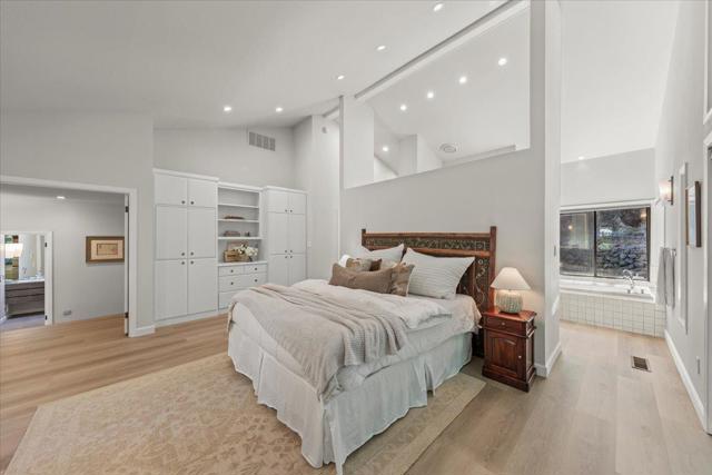 28140 Story Hill Lane, Los Altos Hills CA: https://media.crmls.org/mediaz/b3a62be3-6d1c-4d7b-afe7-ea9605de7d7e.jpg