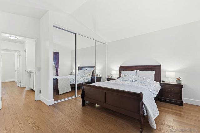 10985 Sunny Meadow St, San Diego CA: https://media.crmls.org/mediaz/b3a65b29-28e4-4539-82d3-913edc176155.jpg