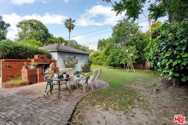 5018 Sunnyslope Avenue photo 3