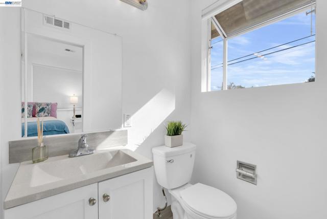 Image 24 of 43 For 1532 Kooser Rd