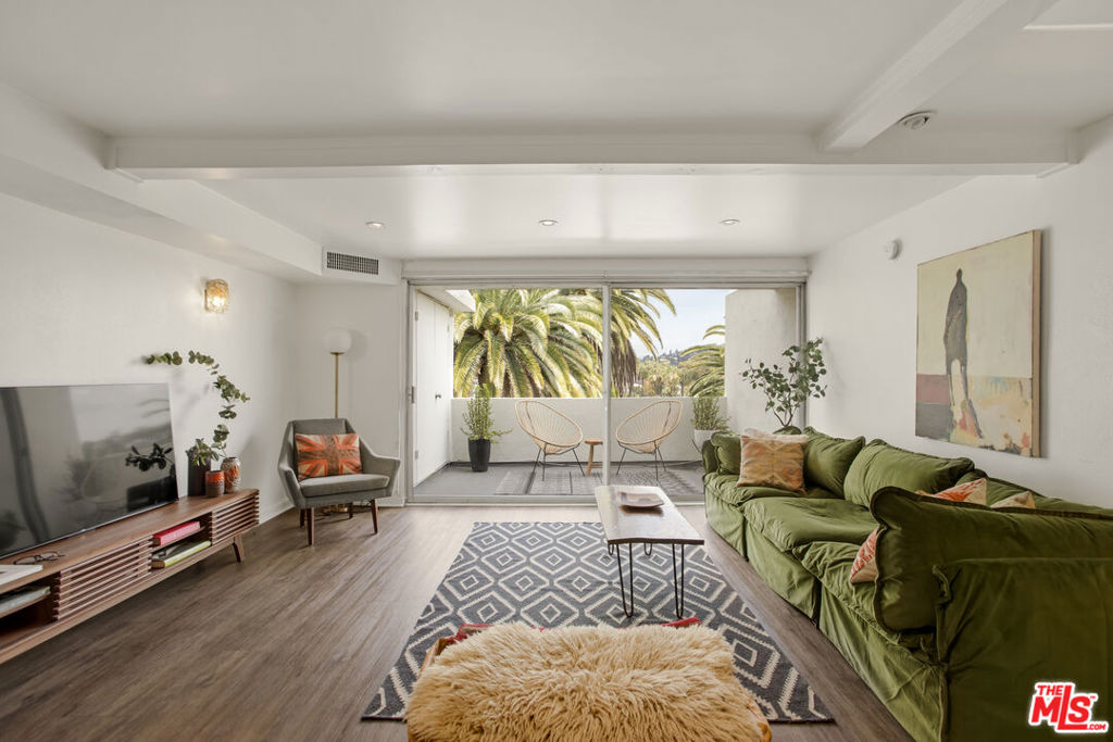 1701 Clinton Street #325