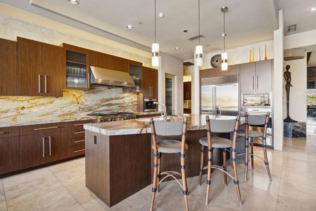 50741 Desert Arroyo Trail, Indian Wells CA: https://media.crmls.org/mediaz/b3aaa1d3-d435-4af6-9ff1-c1aab25709c8.jpg