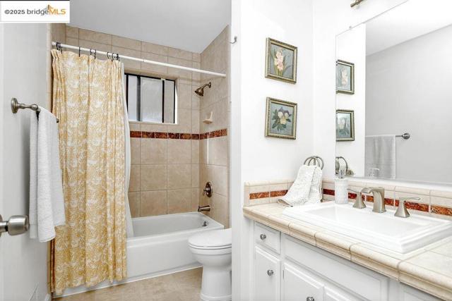 224 Hillside Road, Antioch CA: https://media.crmls.org/mediaz/b3aaabaf-6898-4ee8-85b0-20d6703ebdc8.jpg