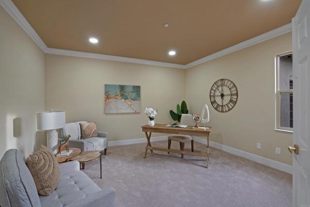 3017 Rue Montreux, Escondido CA: https://media.crmls.org/mediaz/b3ac6df6-33d4-4d43-b393-cef76c27d7af.jpg