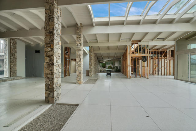 925 W Coronado Avenue, Palm Springs, CA 92262