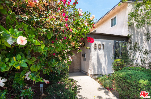 801 East ACACIA Avenue, D photo 1